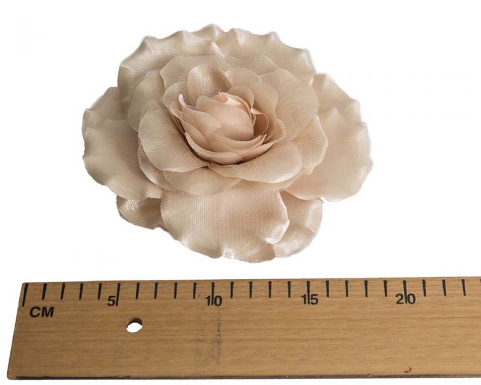 Nude rose flower