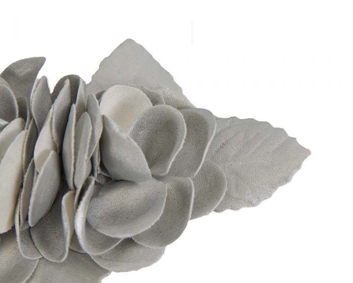 Large silver leather flower bunch - Image 2