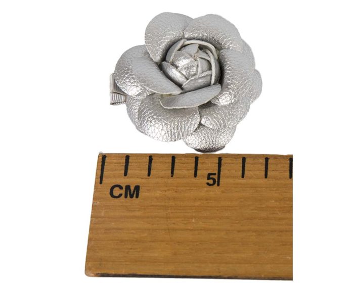 Petite leather rose brioche flower - Image 2