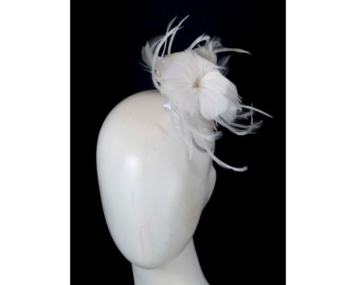 White feather comb fascinator