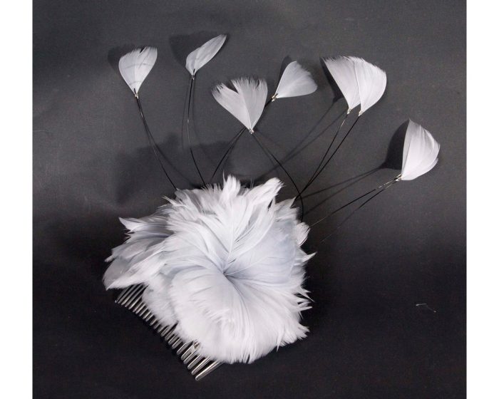 Silver feather comb fascinator - Image 2