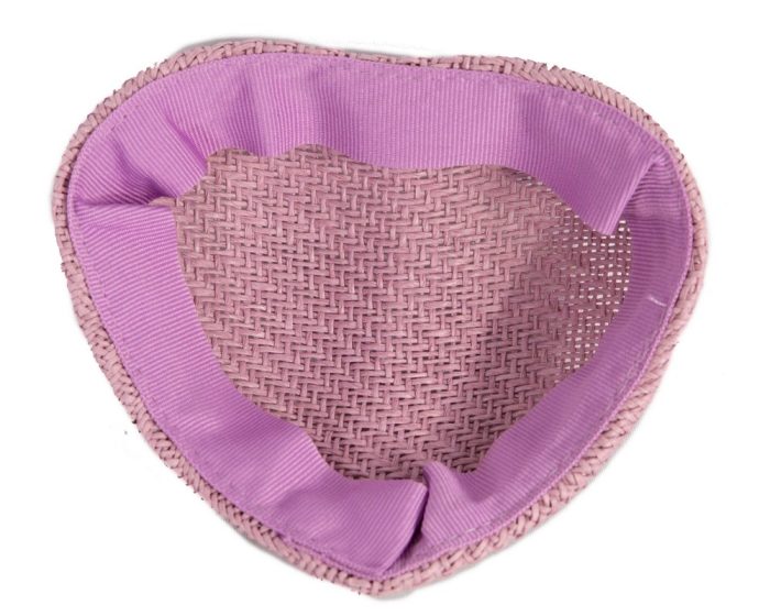 Heart shaped fascinator base - Image 13