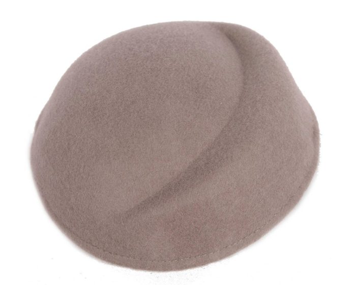 Felt stewardess pillbox hat fascinator base - Image 6