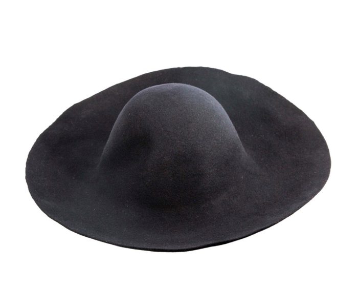 Felt wide brim Capeline Hood - Image 6